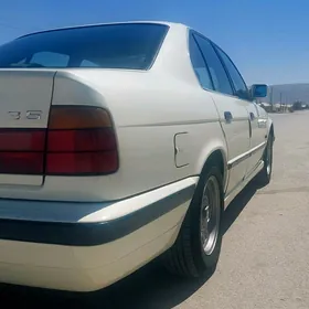 BMW E34 1990