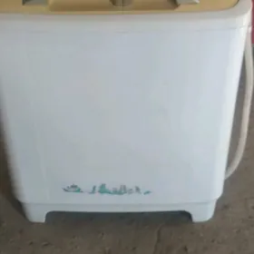 Akia