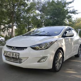 Hyundai Elantra 2011