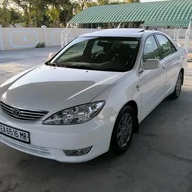 Toyota Camry 2005