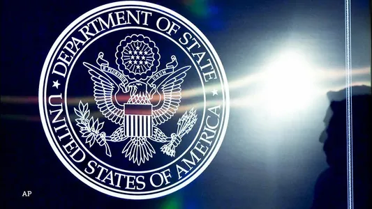 Döwlet departamenti ABŞ-nyň wizasy bolan 55 mln adamy düzgün bozma barlagyndan geçirer