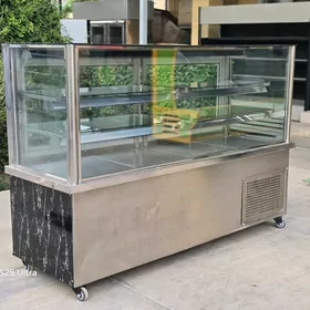 witrina haladinik Tort Maloçny