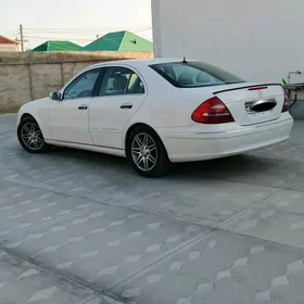 Mercedes-Benz C320 2004