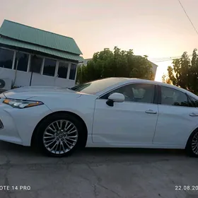 Toyota Avalon 2022