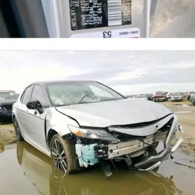 Toyota Camry 2018