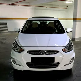 Hyundai Accent 2014