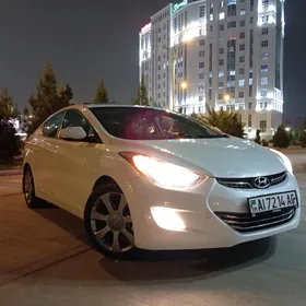 Hyundai Elantra 2013