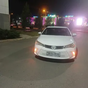 Toyota Camry 2017