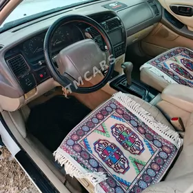Toyota Avalon 1998