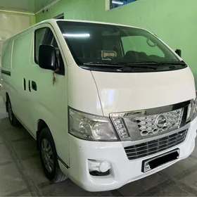 Nissan Urvan 2014