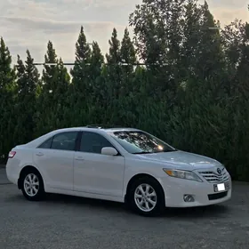 Toyota Camry 2011