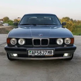 BMW 525 1990