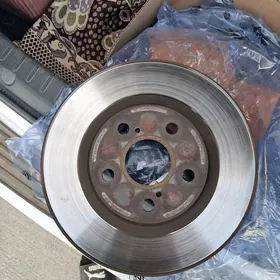 COROLLA  tormoznoÿ diska