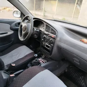 Daewoo Lanos 2000