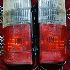 Tayota yzky fara
