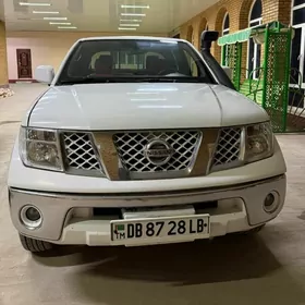 Nissan Navara 2012