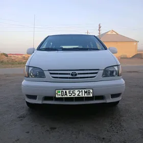 Toyota Sienna 2001