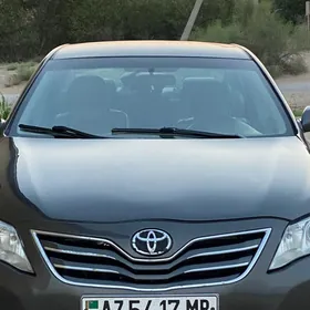 Toyota Camry 2011