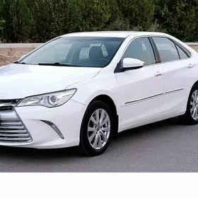 Toyota Camry 2017