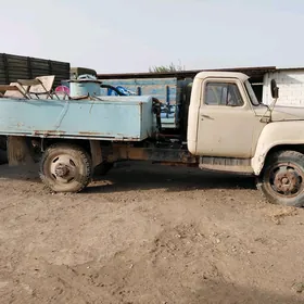 Gaz 52 1985