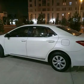 Toyota Corolla 2015