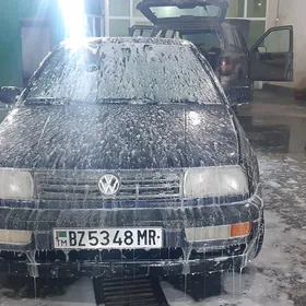 Volkswagen Passat 1992