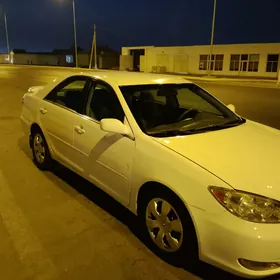 Toyota Camry 2004