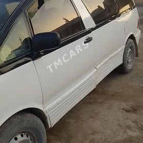 Toyota Previa 1995