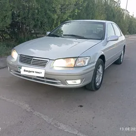Toyota Camry 2001