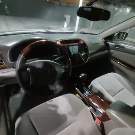 Toyota Camry 2005