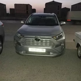 Toyota RAV4 2019
