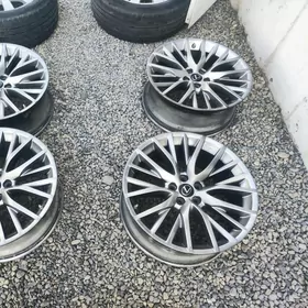 RX F sport  diska 20 lik
