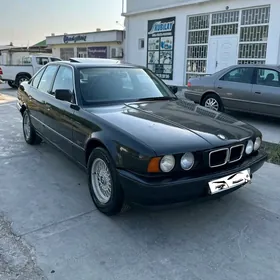 BMW 520 1990