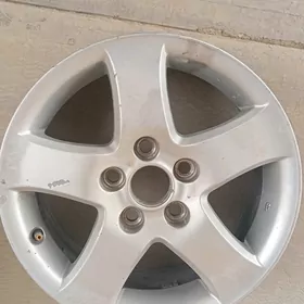 Tayota  Camry 2005  dika 16