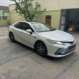 Toyota Camry 2022