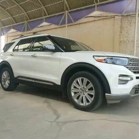 Ford Explorer 2021
