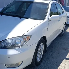 Toyota Camry 2004