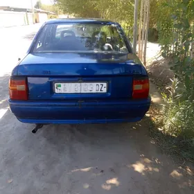 Opel Vectra 1989