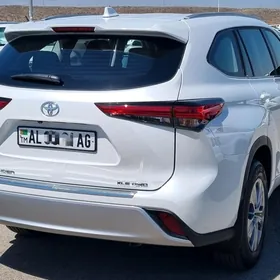 Toyota Highlander 2022