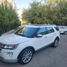 Ford Explorer 2019