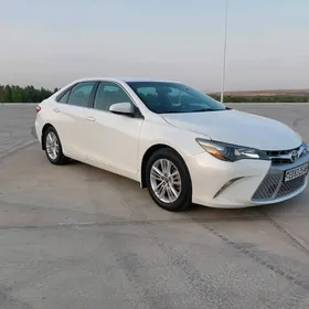 Toyota Camry 2016