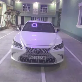 Lexus ES 350 2021