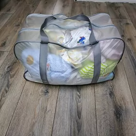 Продам детские вещи