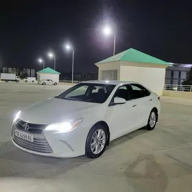 Toyota Camry 2016
