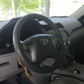 Toyota Camry 2011