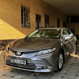 Toyota Camry 2020
