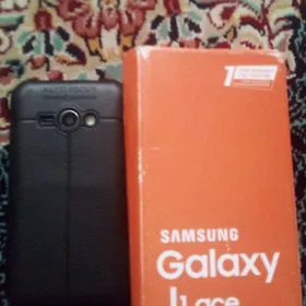 Telefon J1 ace