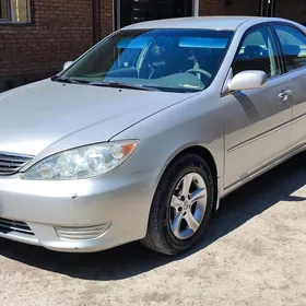 Toyota Camry 2004