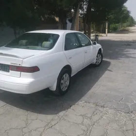 Toyota Camry 1997