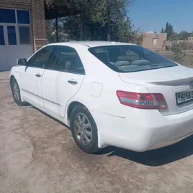 Toyota Camry 2010